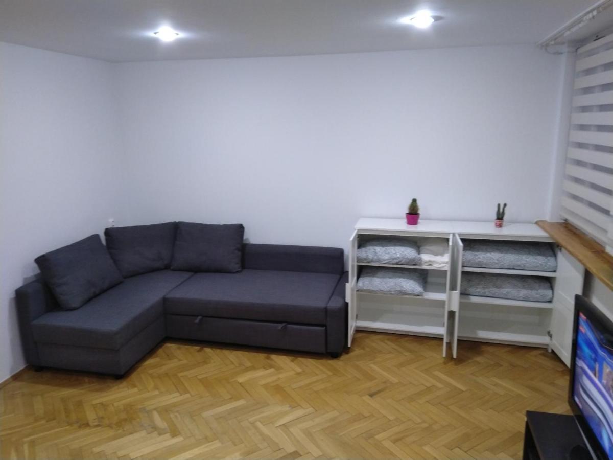 Apartament Zielona Wierzba Blisko Sky Tower Apartment Wroclaw Exterior photo
