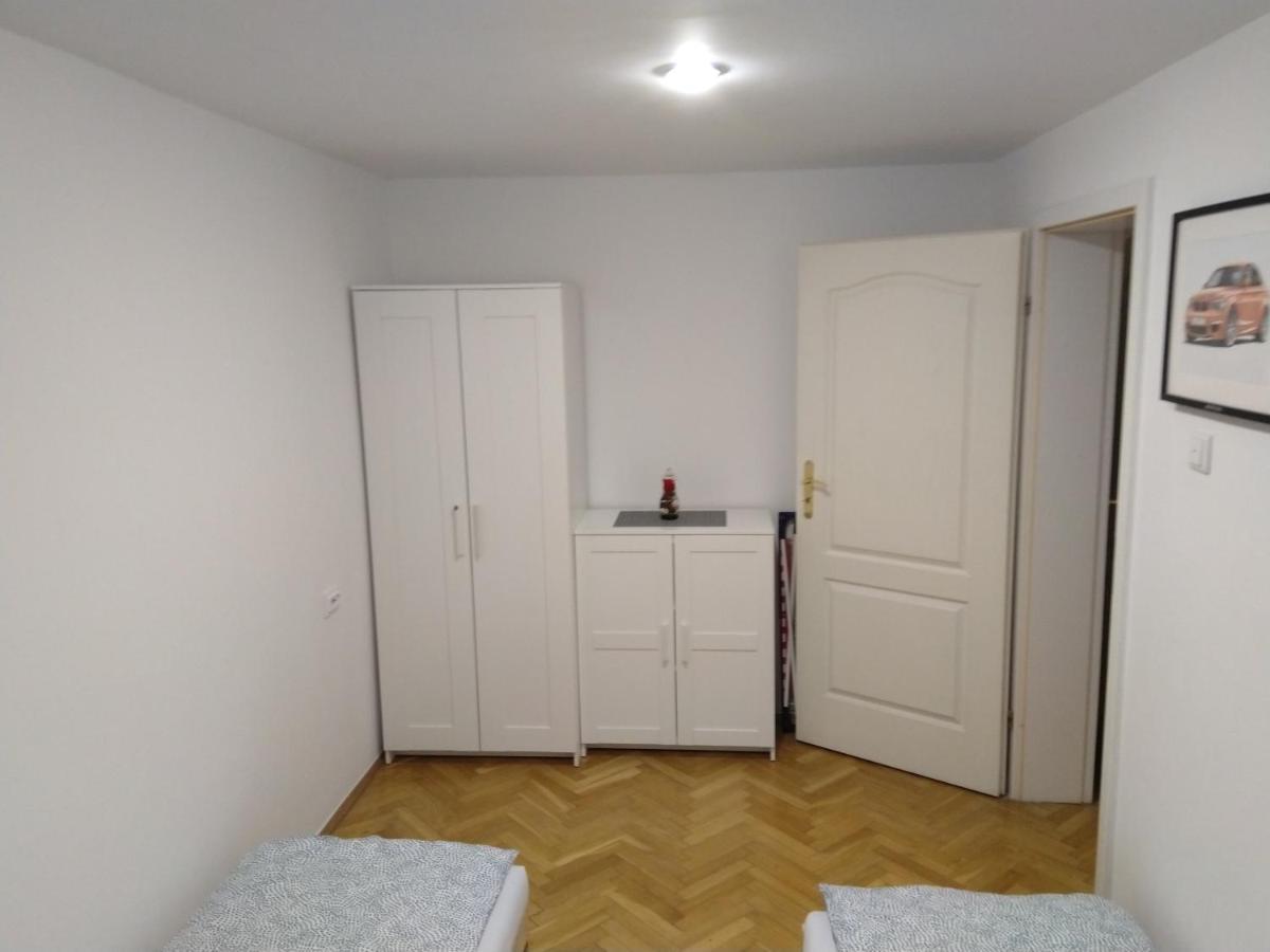 Apartament Zielona Wierzba Blisko Sky Tower Apartment Wroclaw Exterior photo