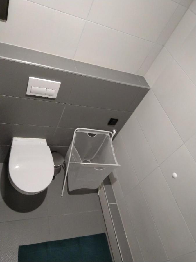 Apartament Zielona Wierzba Blisko Sky Tower Apartment Wroclaw Exterior photo