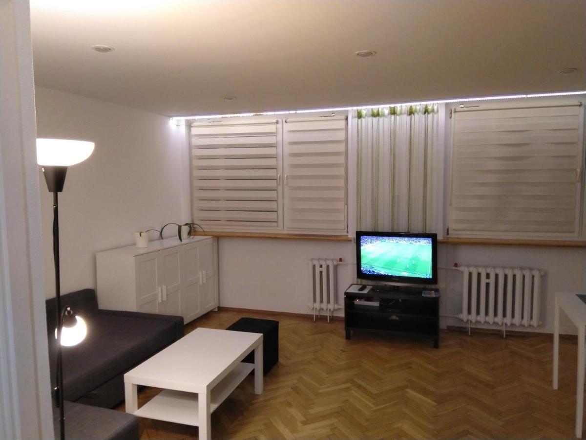 Apartament Zielona Wierzba Blisko Sky Tower Apartment Wroclaw Exterior photo
